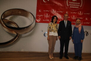 Beren Saat: Sokakta ne zaman konuştum ki?