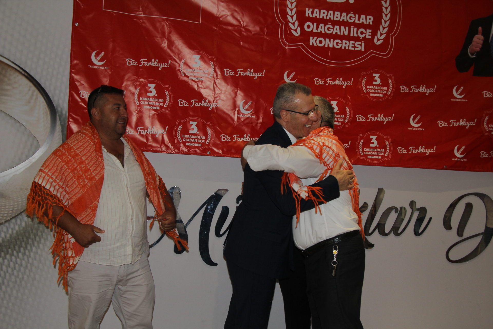 Diyarbakır’da korona virüse rağmen sabah akşam düğün manzarası