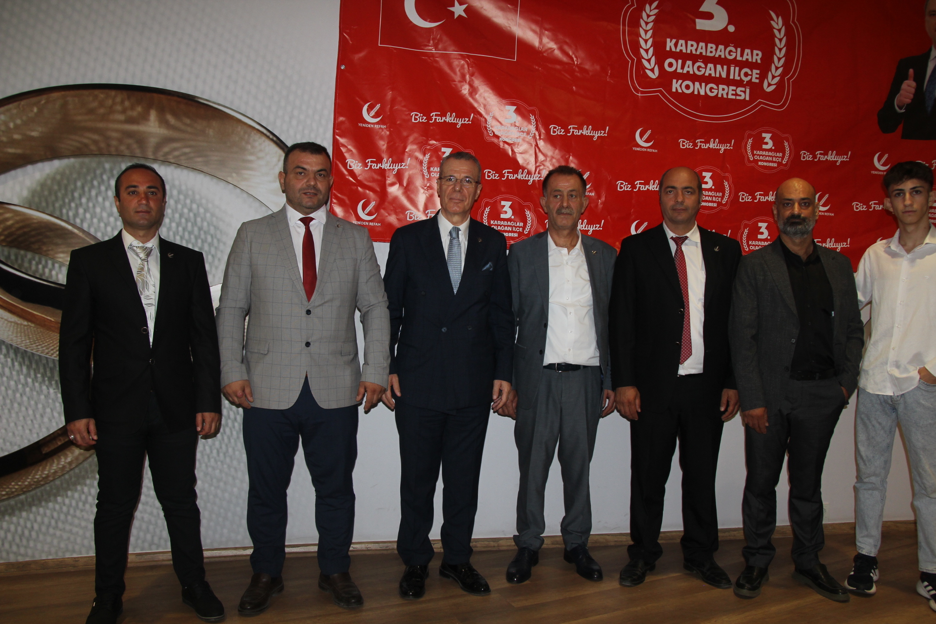 Ahmet Kural yeni bir aşka yelken mi açtı?