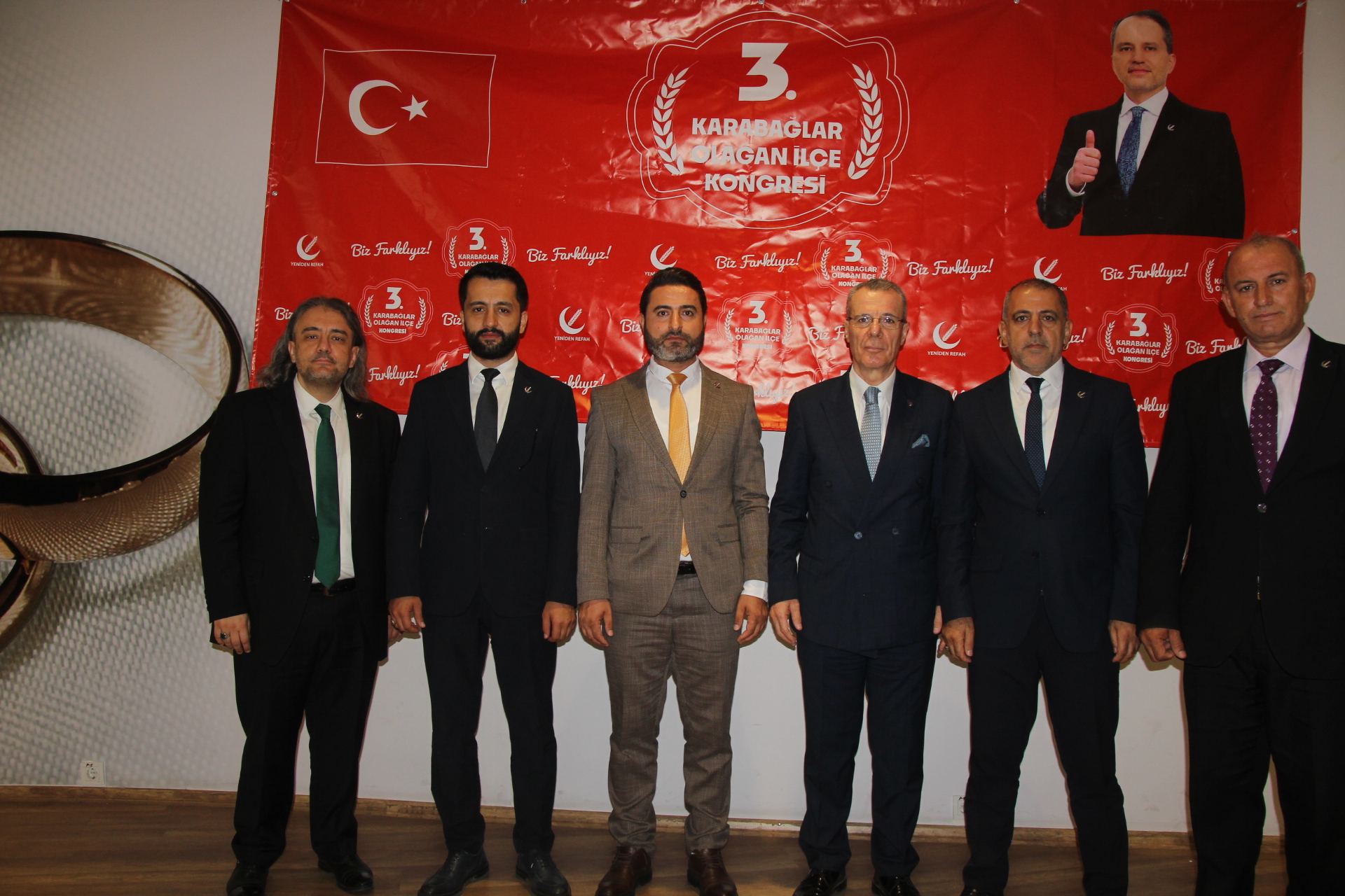 İzmir’deki Egeliler Derneği’nden Gülsima Bebek’e Destek