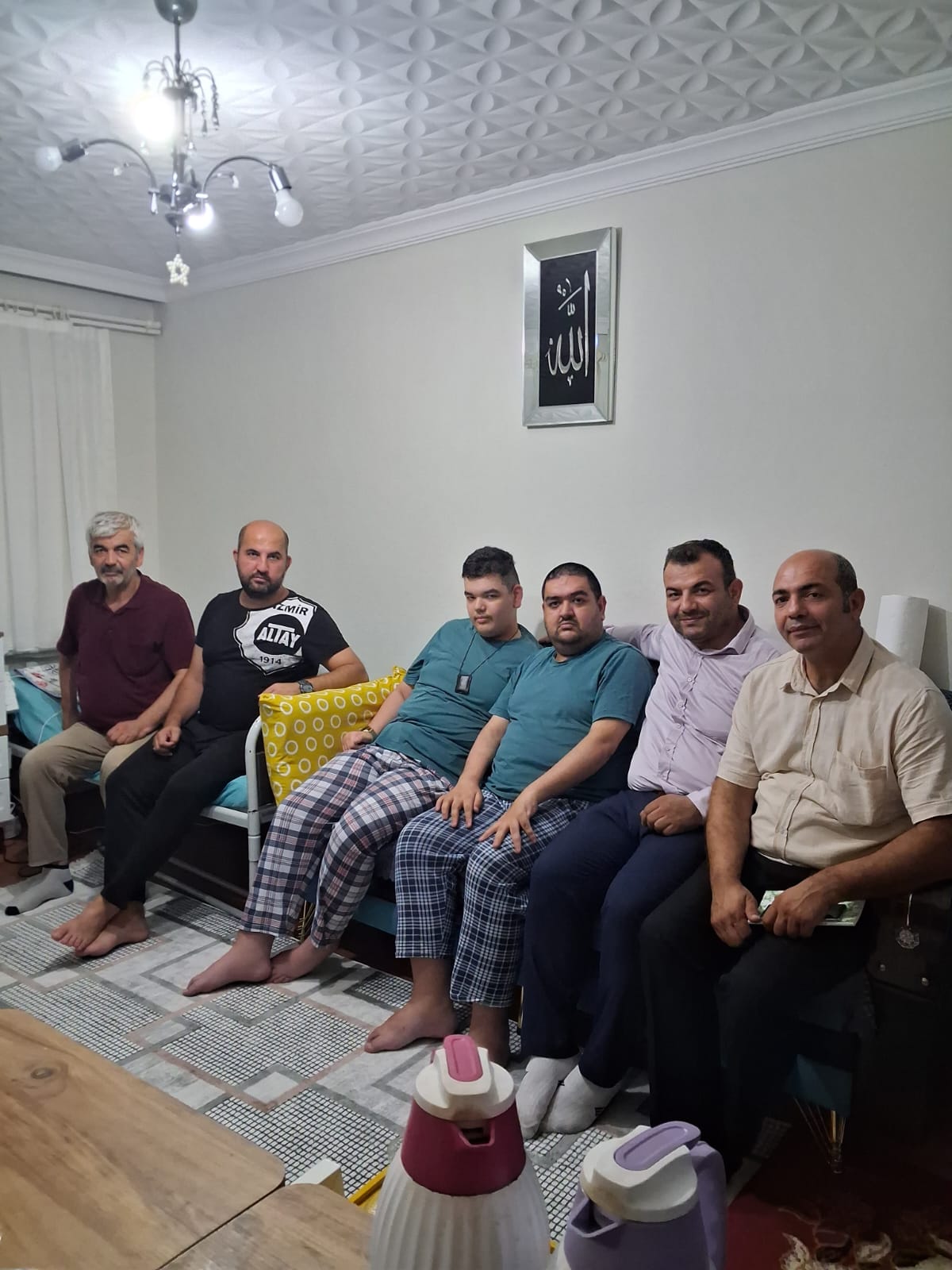 Limontepe’de Birlik Mesajı: Yeniden Refah Karabağlar’dan Sıcak Ev Buluşması