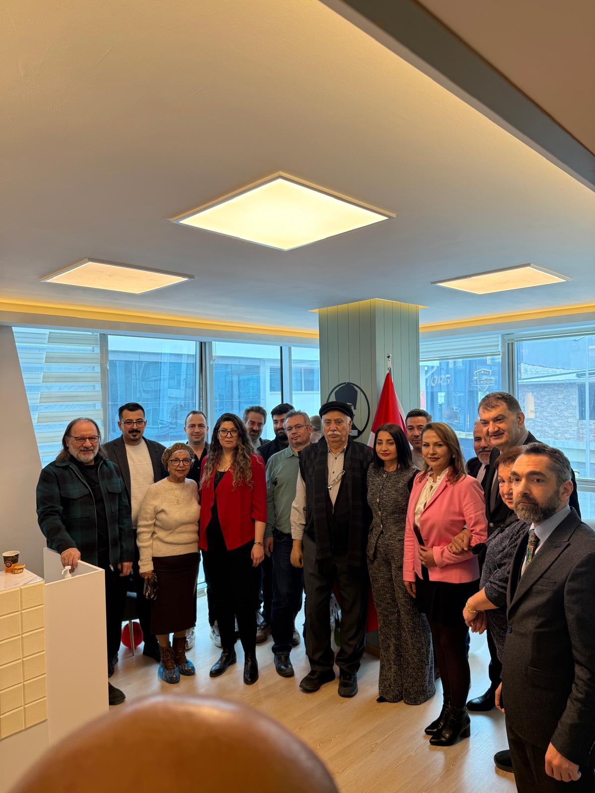 SAĞLIK TURİZMİNDE DEV ADIM: SATKON İZMİR İL BAŞKANLIĞI BAYRAKLI’DA GÖRKEMLİ BİR TÖRENLE HİZMETE GİRDİ!